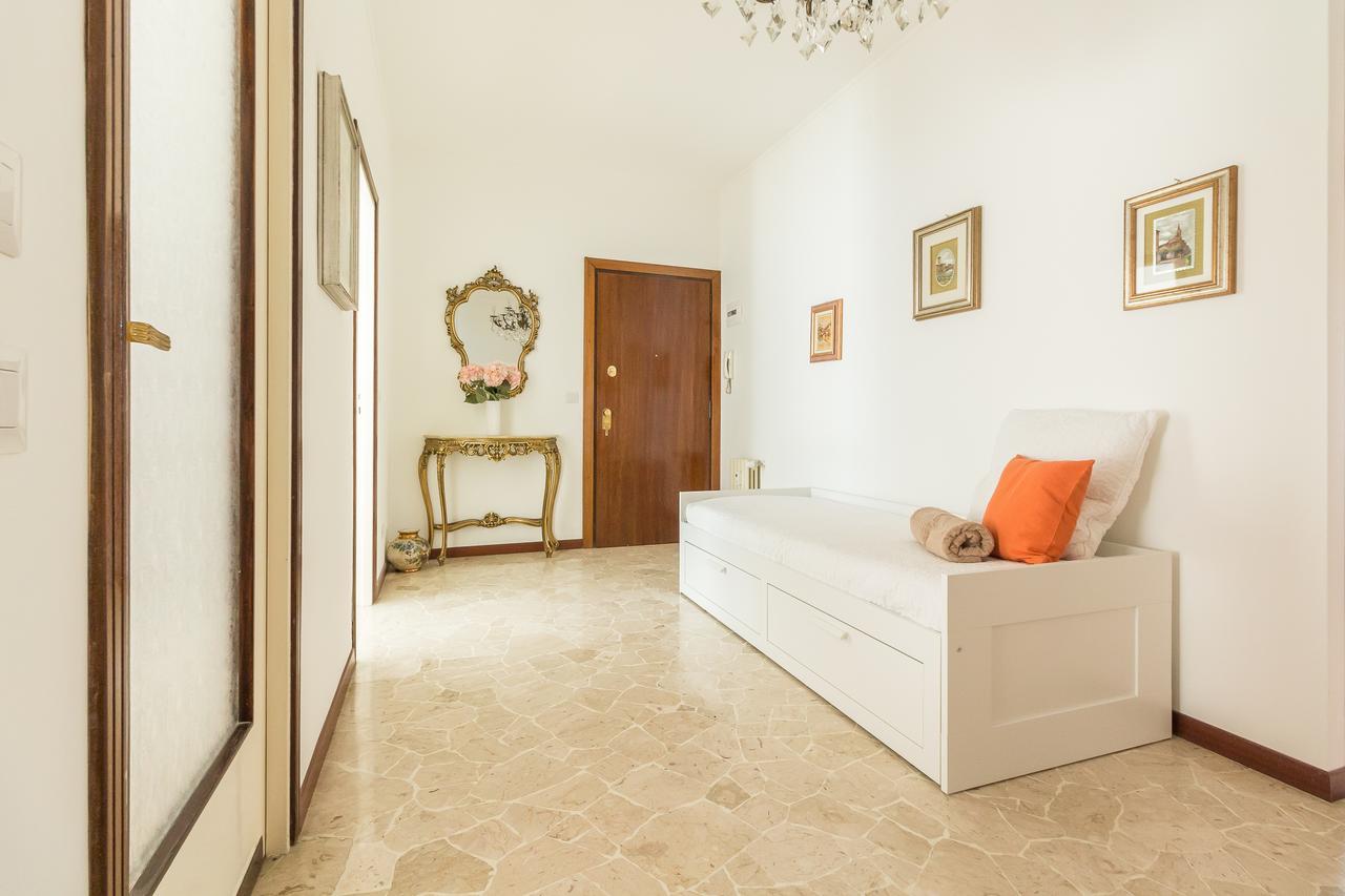 Alessia'S Flat- Sondrio M3 Apartment Milano Ngoại thất bức ảnh